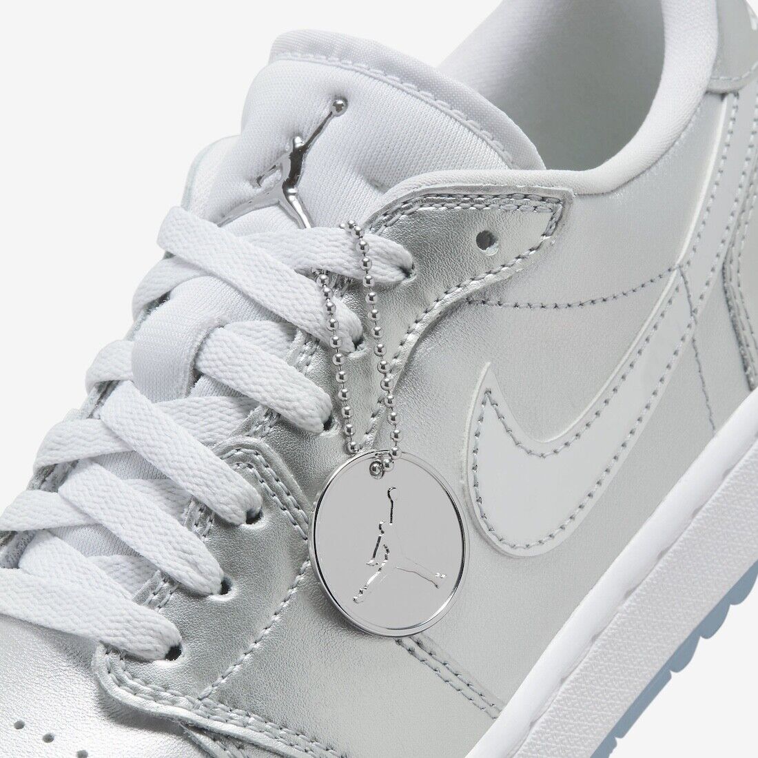 Nike Air Jordan 1 Low G NRG Golf Metallic Silver Gift Giving Nike Air Jordan 1 Low G NRG Golf Metallic Silver Gift Giving