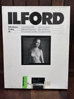 ILFORD Photographic Paper Multigrade III RC Deluxe (50 Sheets) 11" x 14" - Image 1 of 4