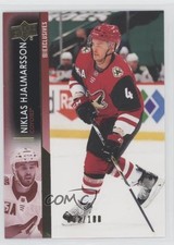 2021-22 Upper Deck Series 1 Exclusives 32/100 Niklas Hjalmarsson #10 1u6