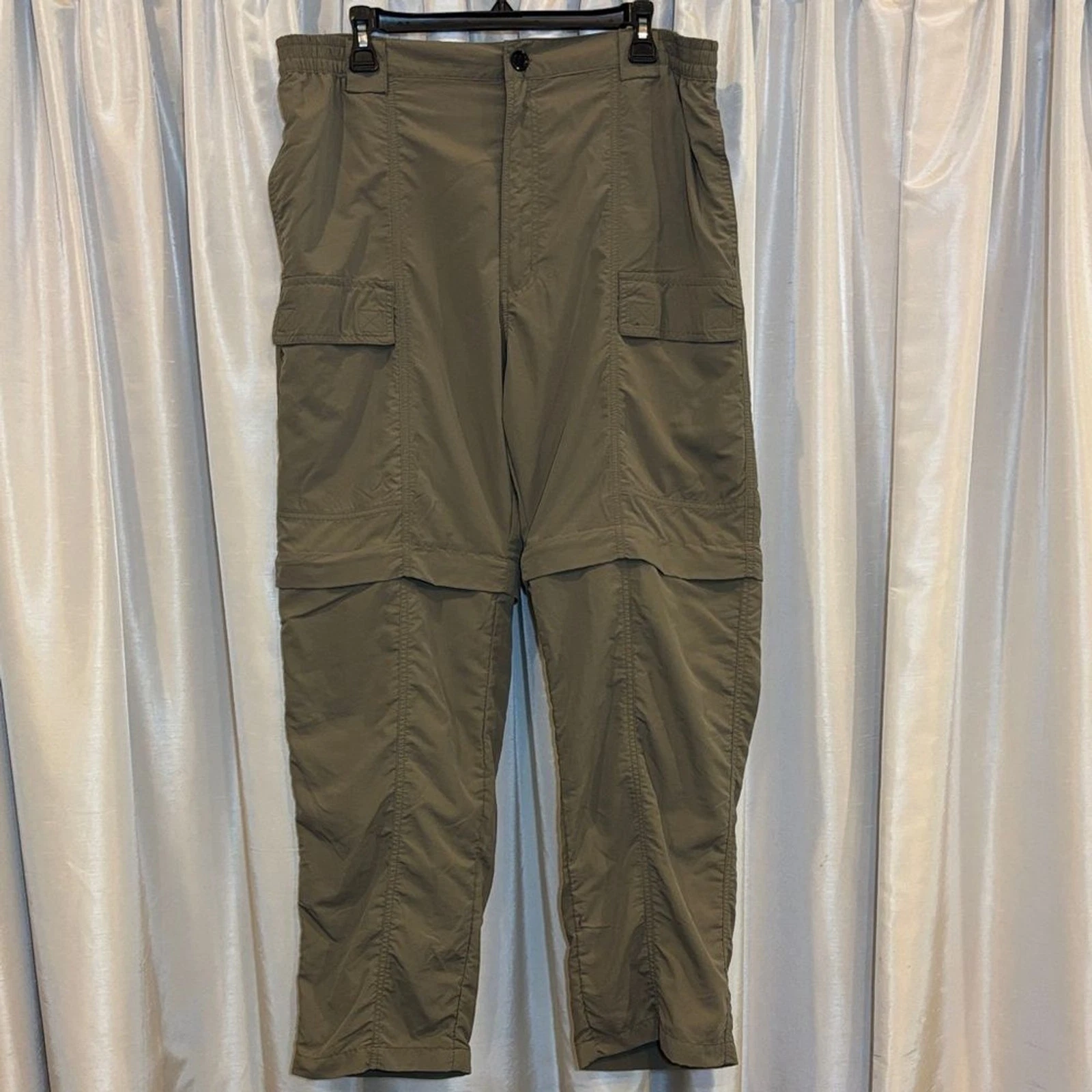 Convertible Cargo Fishing/Hiking Pants, men’s Large, Bass Pro