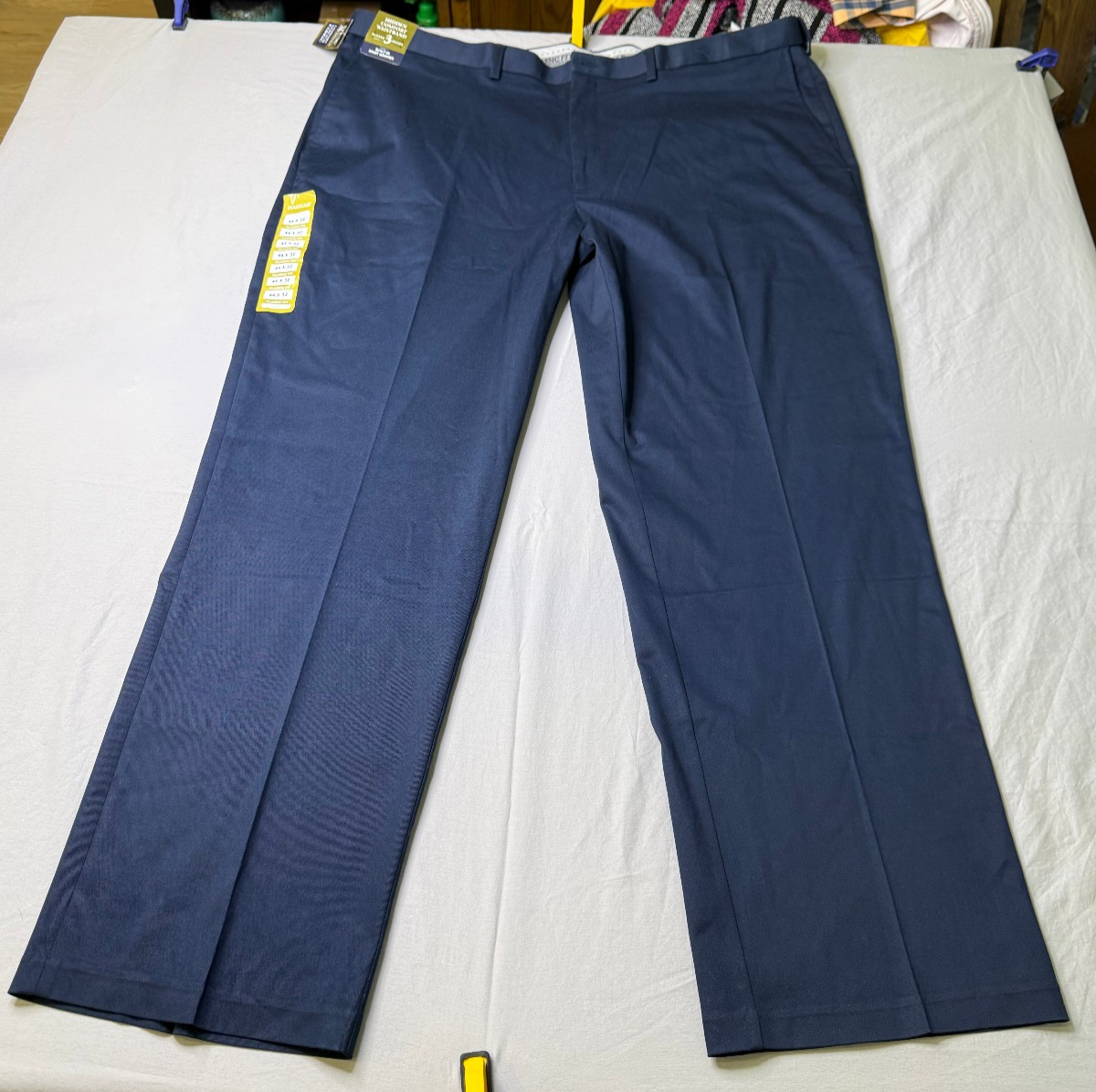 Haggar Men Premium Iron Free Khaki Expandable Waist Flat Front Blue, NWT, 44x32