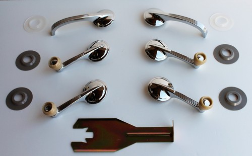 1951 Chevrolet 52 CAR Chevy 2 door interior handle set IVORY - 第 1/6 張圖片