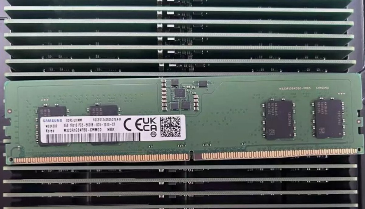 Samsung 8GB DDR5 5600 Desktop RAM UDIMM 1Rx16 PC5-5600B-UC0-1010