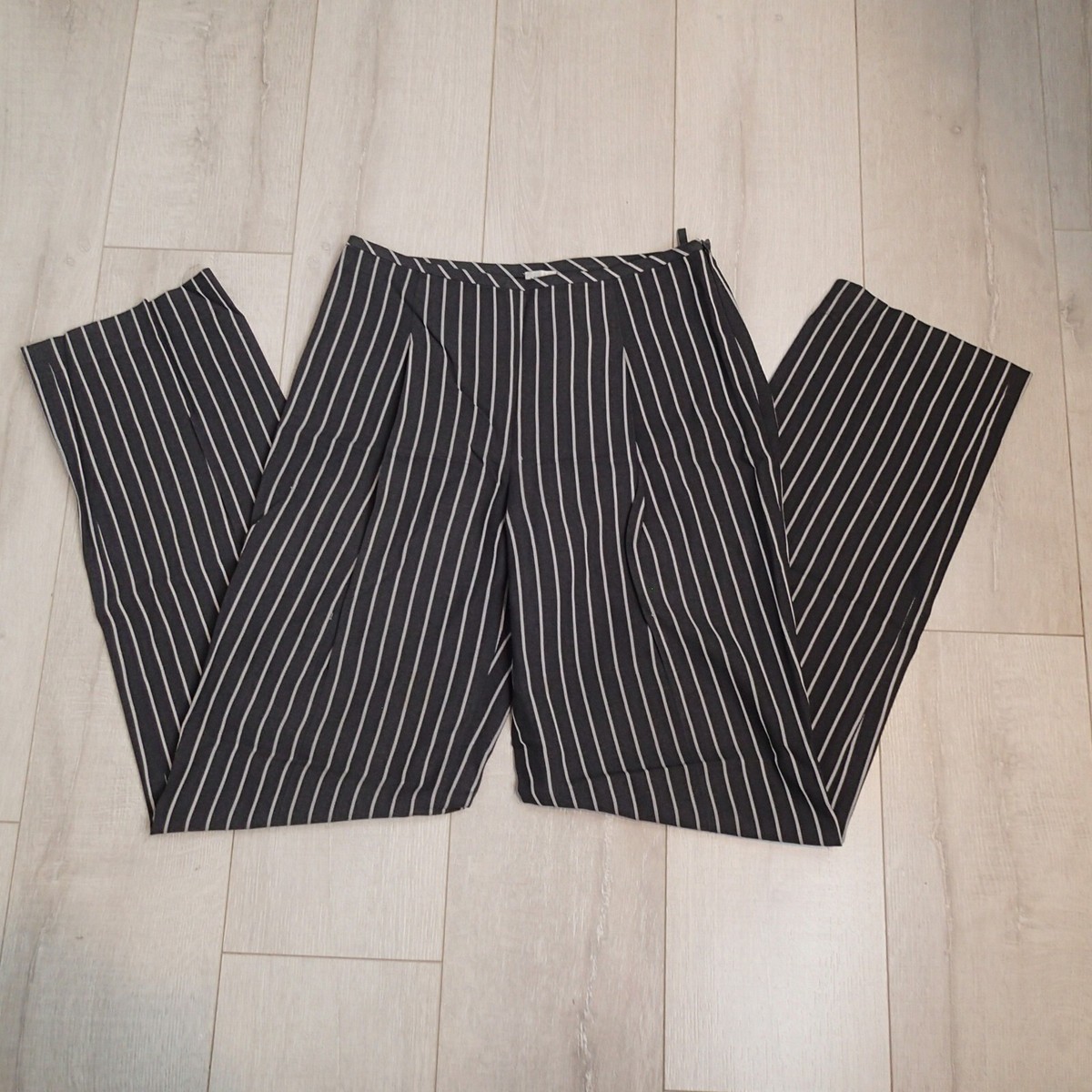 ARMANI COLLEZIONI Ladies Grey charcoal stripes Trousers ARMANI COLLEZIONI Ladies Grey charcoal stripes Trousers