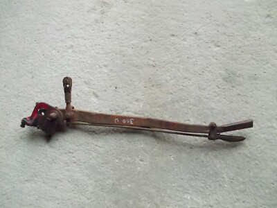 International 300 IH Utility Tractor IHC TA Torque Amplifier lever w/ short link