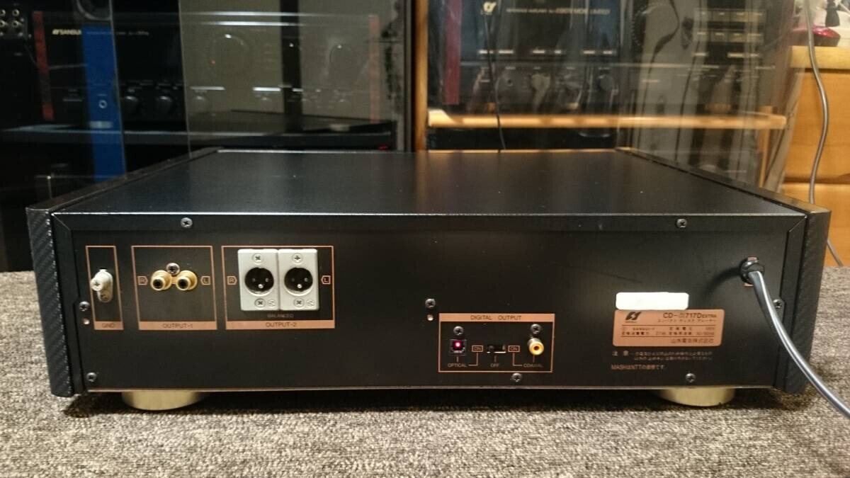 CD-α717D Extra SANSUI CD-α717D Extra MASH system L.D.C.S adopted CD player