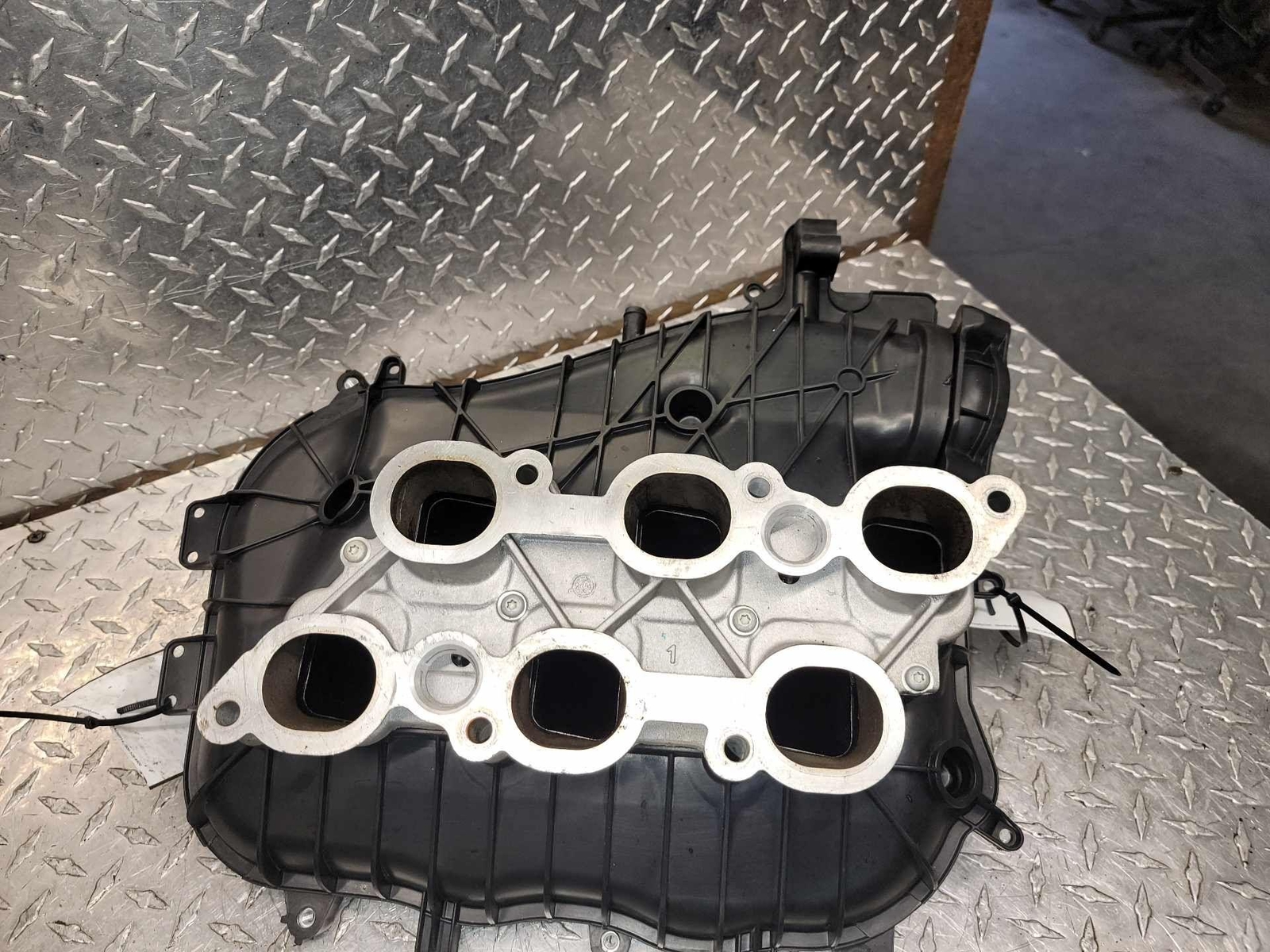 Intake Manifold GMC ACADIA 12 13 14 15 16 17 eBay