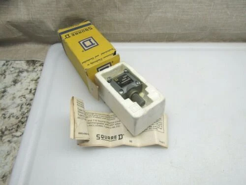 Límite de conector Square D y conmutadores de acción de Resorte