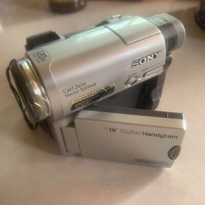 SONY Handycam DCR-TRV33 MiniDV Camcorder Digital Video Camera Used