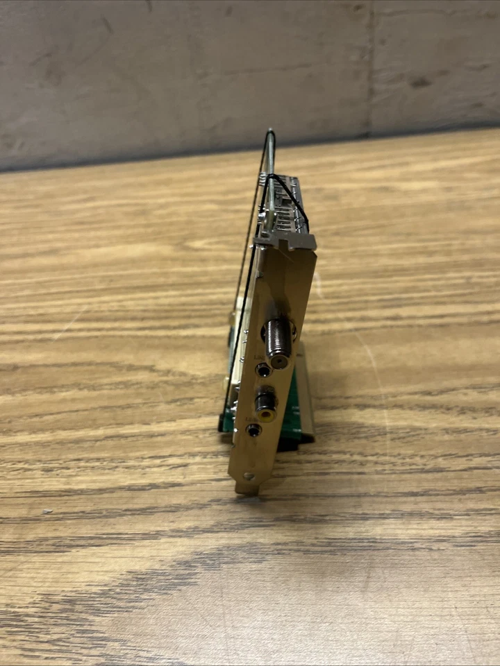 Hauppauge WinTV NTSC/NTSC-J 44842 LF Video Capture Card - Image 2 of 3