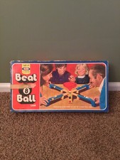 Vintage 1975 Ideal Beat The 8 Ball Family Game