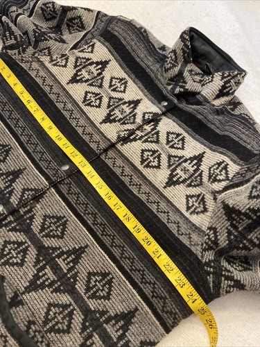 Vintage Woolrich Womens Sz Large Aztec Wool Blanket Coat Jacket USA Made - Picture 7 of 9