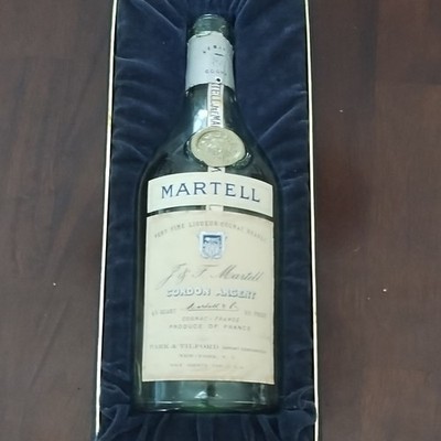 Very Rare Early 50s Martell Cognac Green Glass Liquor Bottle w/ Presentation Box