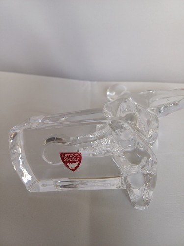 Lovely Swedish Crystal Ice Hockey Player - Picture 6 of 7
