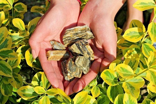 Decorative Coloured Stones | Pebbles Cobbles Slate Gravel Chippings Aggregates - Picture 74 of 147