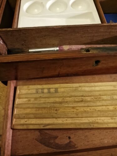 An Antique Winsor & Newton Mahogany Artist Box Late 19th Century - Picture 13 of 24