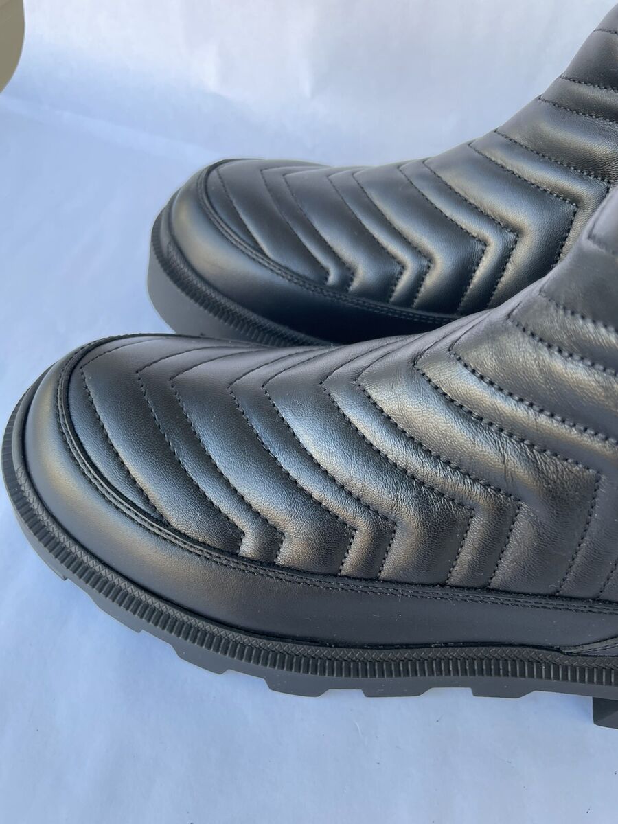 GUCCI Quilted Black Matelassé GG Chelsea Boot 643958 size 38 GUCCI Quilted Black Matelassé GG Chelsea Boot 643958 size 38