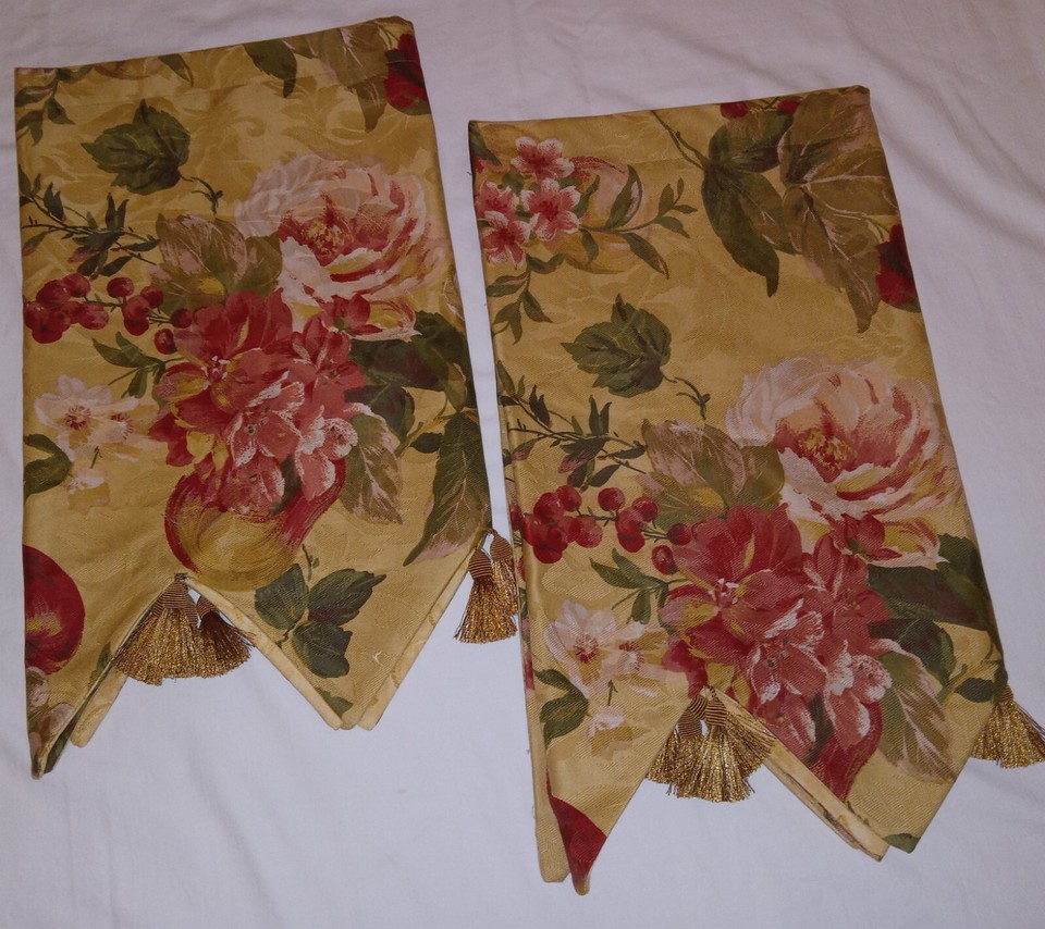 Pair of Homemade Custom WAVERLY ? Pendant Valances w/ Tassels Gold