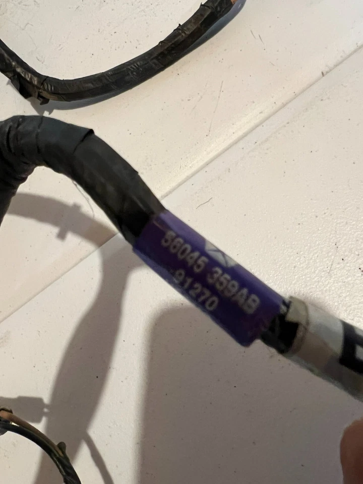 Arnés de cableado de cabina OEM 2000 Dodge Ram 1500-3500 cabina EXT 56045359AB Foto 4 de 4