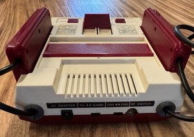 Nintendo Famicom Console First Run Square Buttons Japan Import US Seller TESTED