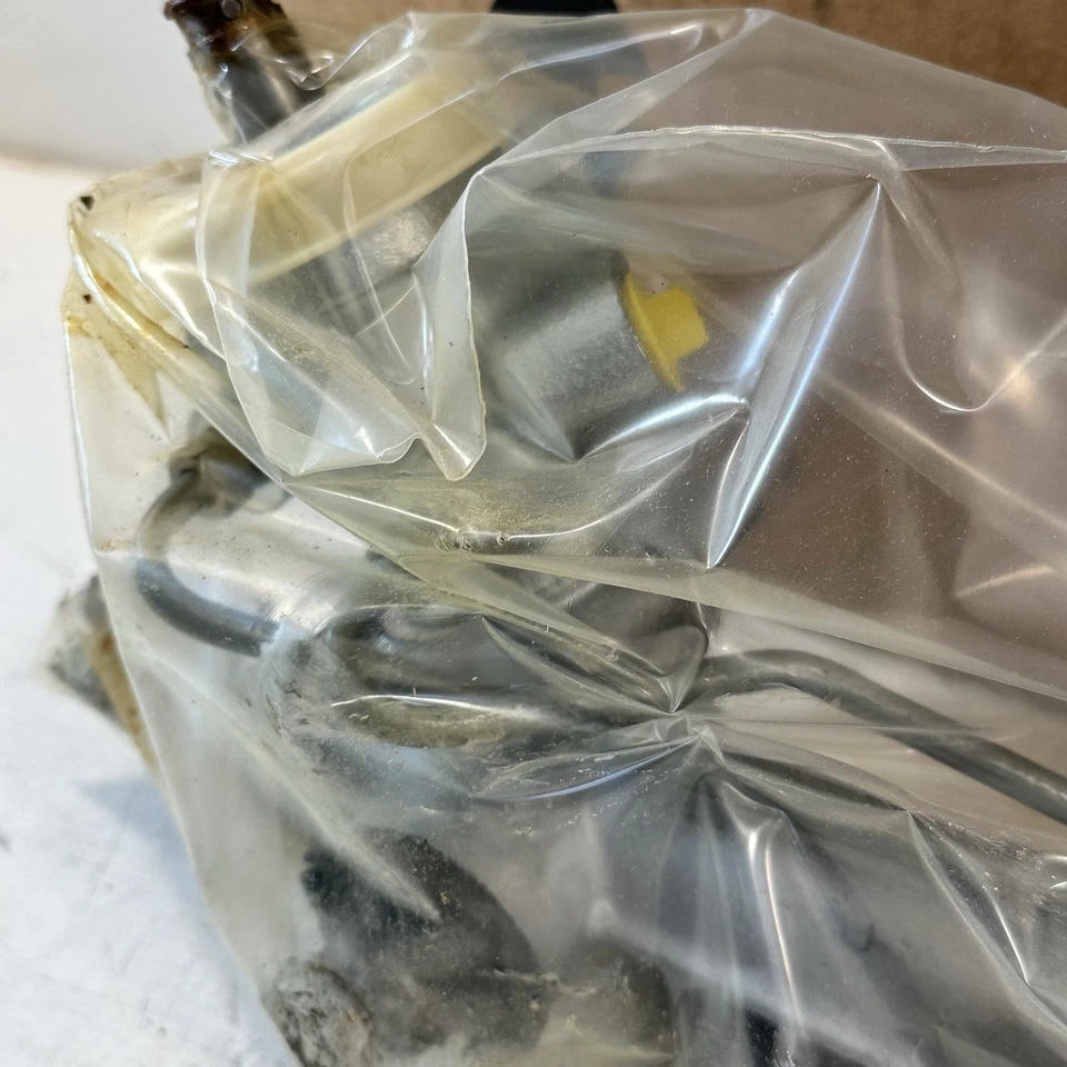 NOS 1982-91 Pontiac 6000 Power Steering Rack Pinion Gearbox GM 26019324 Chevy - Image 4 of 4