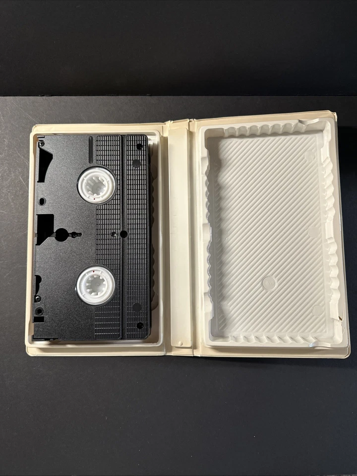 The Princess Bride (VHS, 1998, Clam Shell Case Family Entertainment) - Image 4 of 4