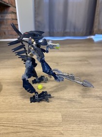 LEGO BIONICLE: Vezok (8902), 100% Complete, 2 zamor spheres included, no box