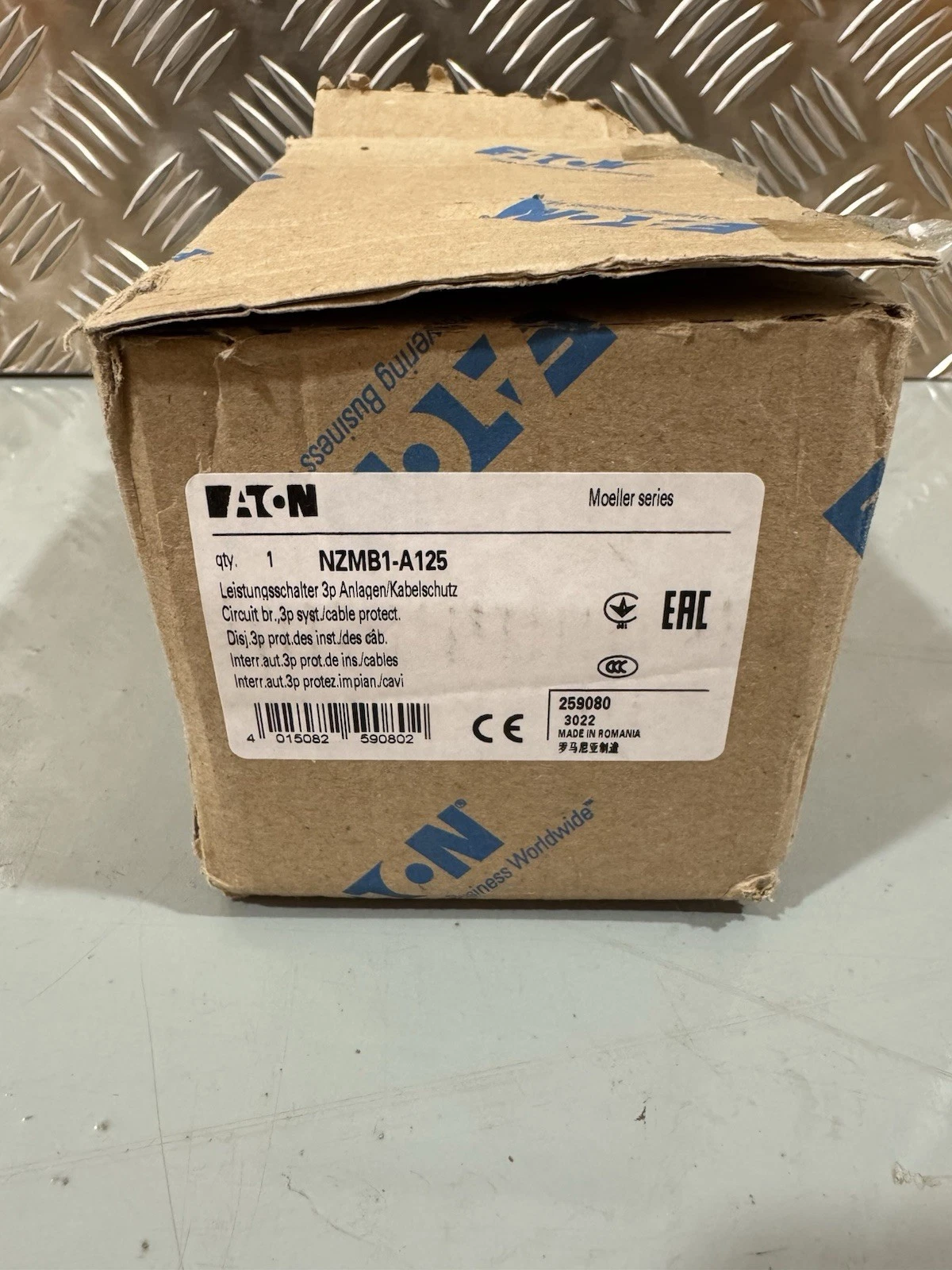 Eaton 125A Triple Pole 25kA MCCB Circuit Breaker Unit NZMB1-A125 Brand New 2