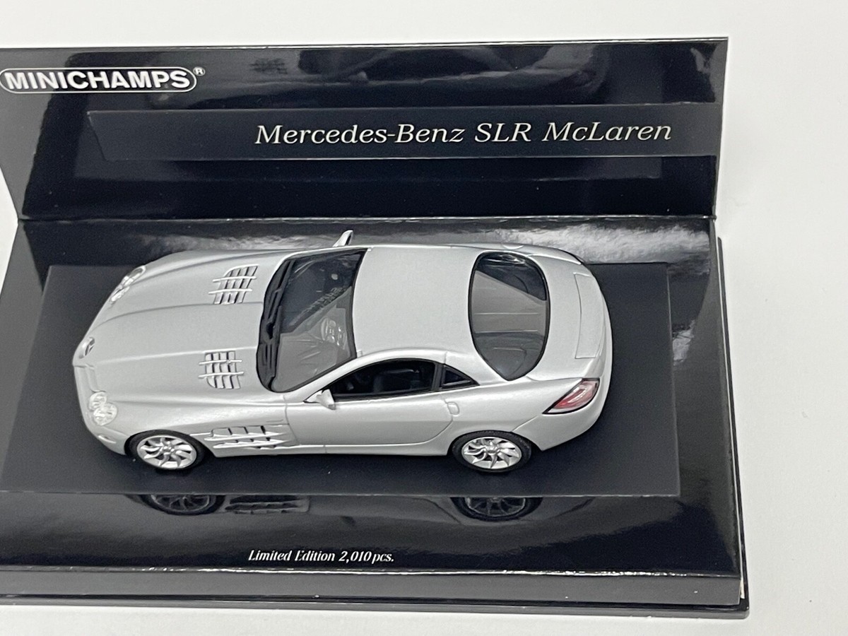 ミニカー Mercedes-Benz SLRMCLAREN 1:43 MINICHAMPS MERCEDES BENZ - SLR McLAREN TOP GEAR WITH FIGURES