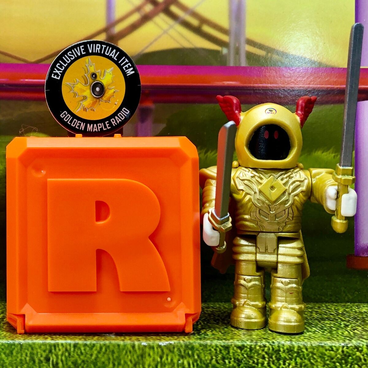  Roblox Celebrity Collection - Series 8 Mystery Figure