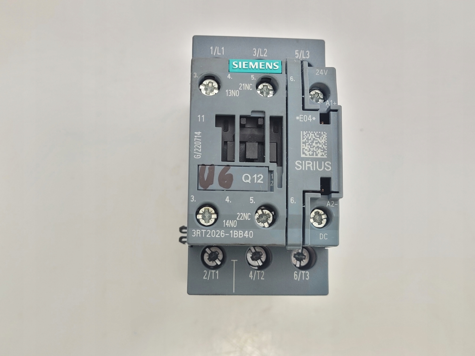 SIEMENS contactors 3rt2026-1bb40 24V 40A, price for 1 piece
