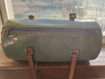 Louis Vuitton Monogram Vernis Peppermint green Bedford handbag