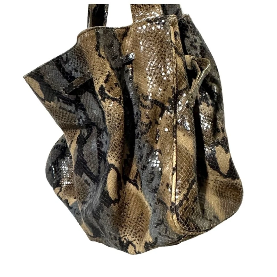 Bolso de Hombro Ann Taylor Cartera Cuero Piel de Serpiente Estampado Animal Excelente Con Y2K Foto 3 de 4
