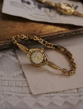 Gold French Vintage Style Unique Dainty Women’s Wrist Watch Trendy Cute Gift