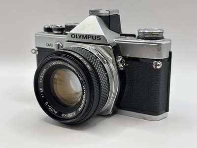 Olympus OM-2 Kamera mit F.Zuiko Auto-S 1,8/50mm Objektiv