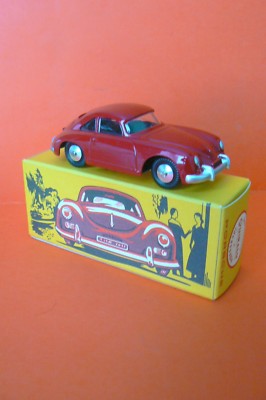 Ancienne Voiture Miniature Quiralu – Boîte Métal – Neuve En Boîte