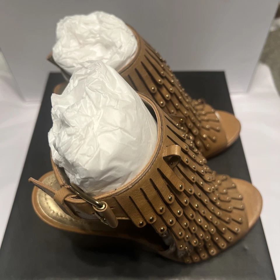 Zapatos para mujer Report Signature Macy’s de cuero 7-1/2 Foto 4 de 4