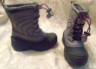 NEW The North Face Kids Alpenglow IV Gray 12 Insulated Boot -25F  MSRP $59.99