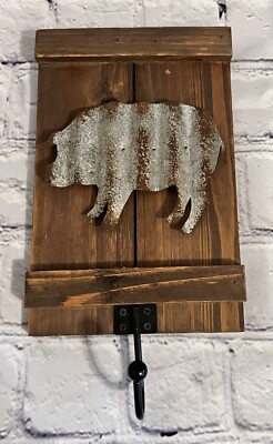 Wooden Tin Pig Hook Wall Decoration