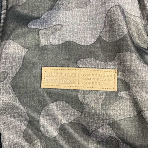 Buffalo David Bitton Boys Puffy Vest Full Zip Camo Pattern Size M 10/12 - Picture 6 of 12