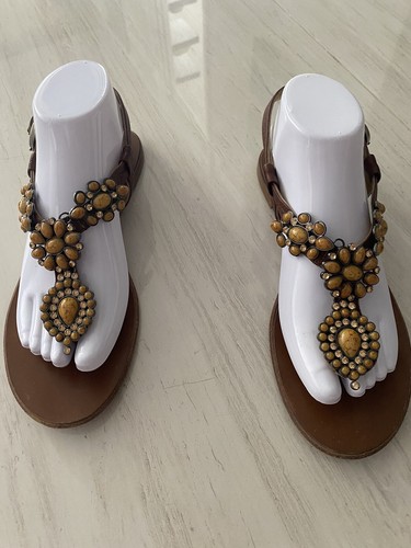 Isabella Fiore Sandals