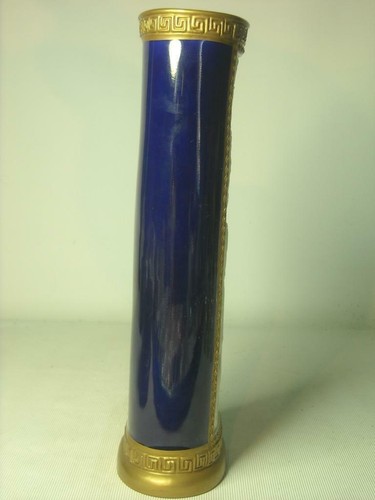 Jarrón de porcelana de arte escena griega azul cobalto y dorado 9,3" de alto porcelana - Imagen 2 de 5