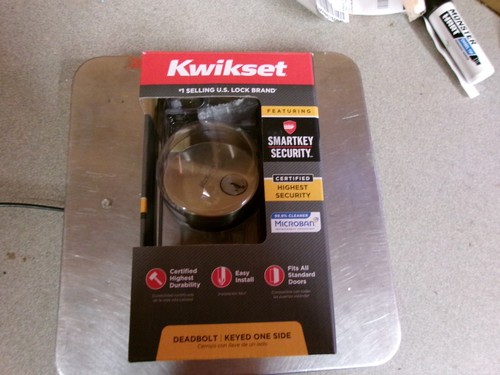 Kwikset Uptown Round Single Cylinder Deadbolt SmartKey Satin Nickel92580-016 A