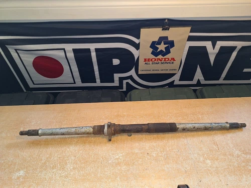 AXLE, REAR (L:906) | MODEL H
