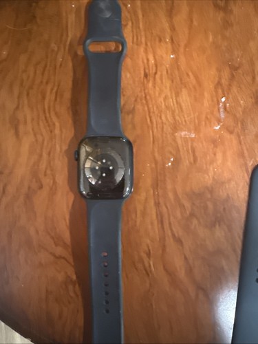 Apple Watch Series 9 45mm Aluminum Case with Sport Band - Midnight (GPS - Photo 2 sur 5