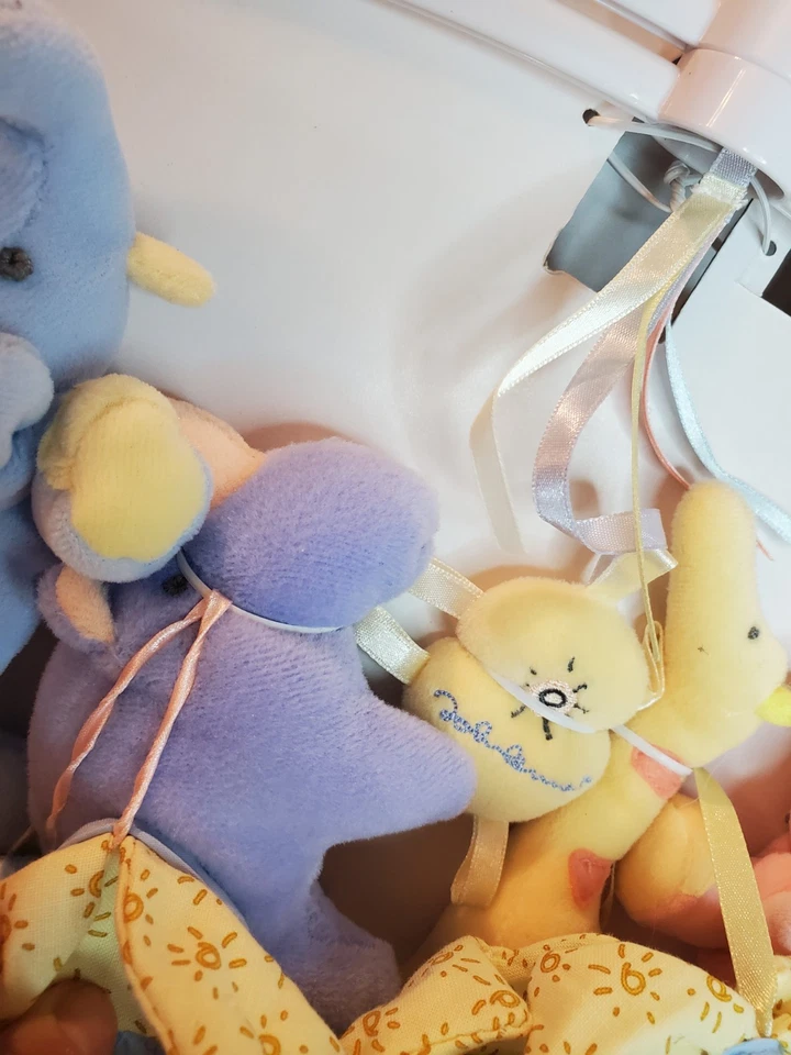 Colección John Lennon de colección para accesorio móvil musical Carter Foto 3 de 4