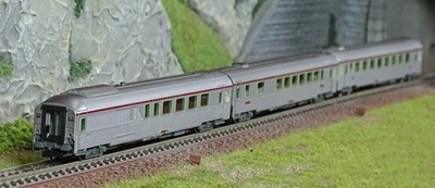Arnold HN4444 3er Set TEE Wagen, Paris - Ruhr, A4Dtux / Vru / A3rtu, SNCF, e