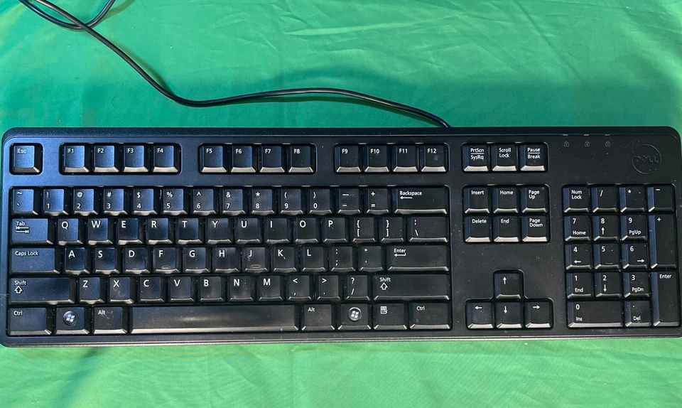 HP All-in-One PC TouchSmart 320-1050 AMD A6-3600 6GB DDR3 1TB HDD AMD Radeon HD - Image 2 of 4