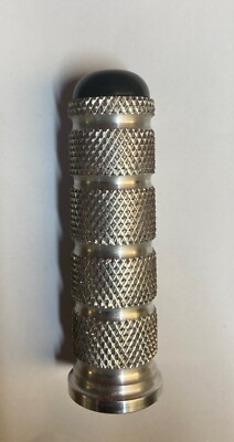 SES DIAMOND KNURLED ALLOY MOTORCYCLE FOOT PEG. M8 THREAD. FP8N