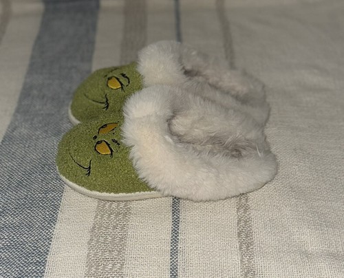 American Eagle Grinch Scuff Slipper Size Medium Grinch Womens 8 | eBay